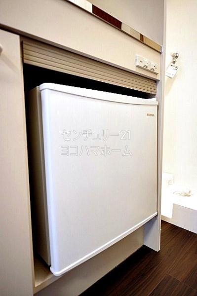 �y���̑��ݔ��z�@