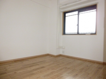 �y���̑������E�X�y�[�X�z�@